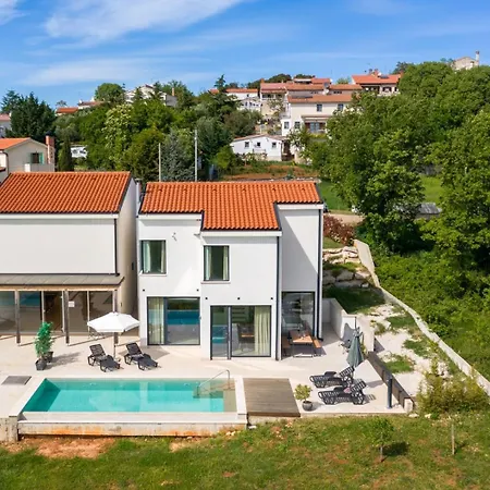 Sunset - With Private Pool, Squash Coart And Table Tennis Willa Fuškulin