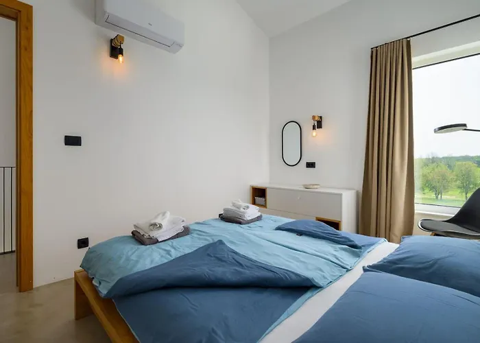 빌라 Sunset - With Private Pool, Squash Coart And Table Tennis *