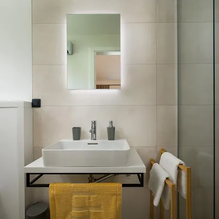 Sunset - With Private Pool, Squash Coart And Table Tennis * Fuškulin