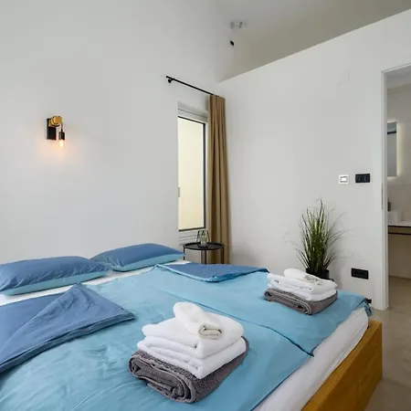 Sunset - With Private Pool, Squash Coart And Table Tennis * Fuškulin