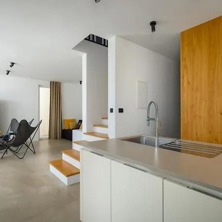 Sunset - With Private Pool, Squash Coart And Table Tennis Βίλα *